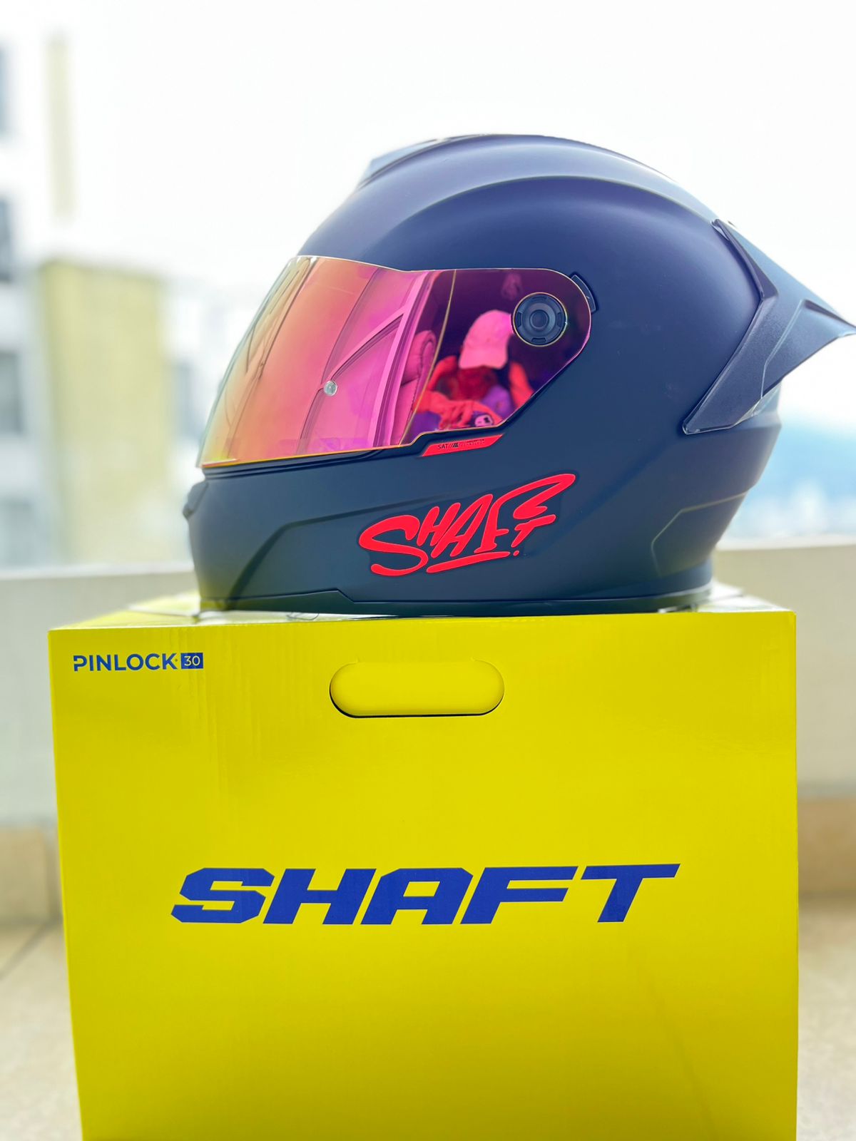 CASCO SHAFT SH 502 SP NEGRO VISERA FUCSIA Y TRANSPARENTE