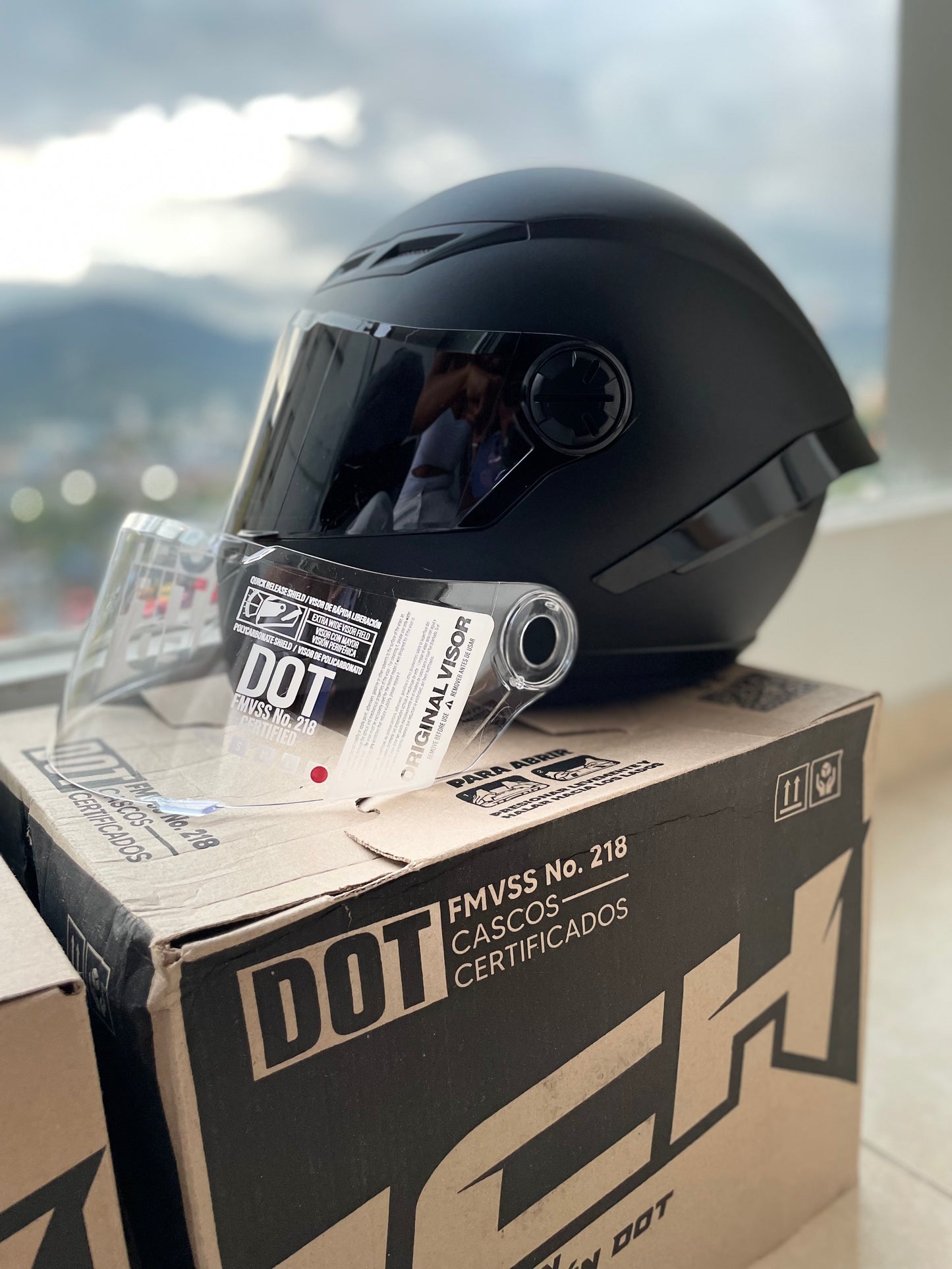 CASCO ICH 501 VISERA NEGRA / HUMO