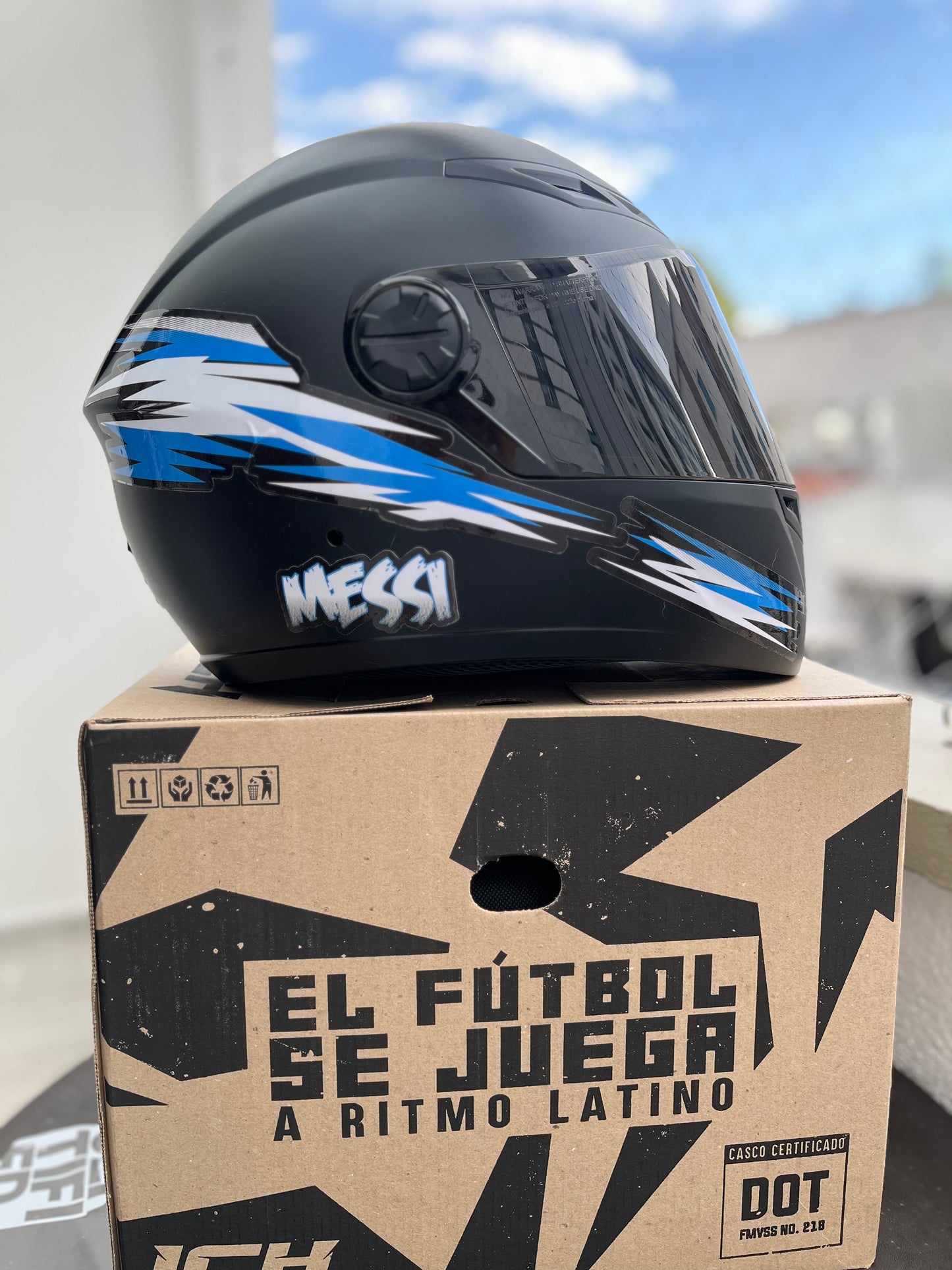 Casco ICH 501  Argentina  Mundial 2026 Doble Visera Negra y Transparente + Kit Mundialista Calcomanias Removible