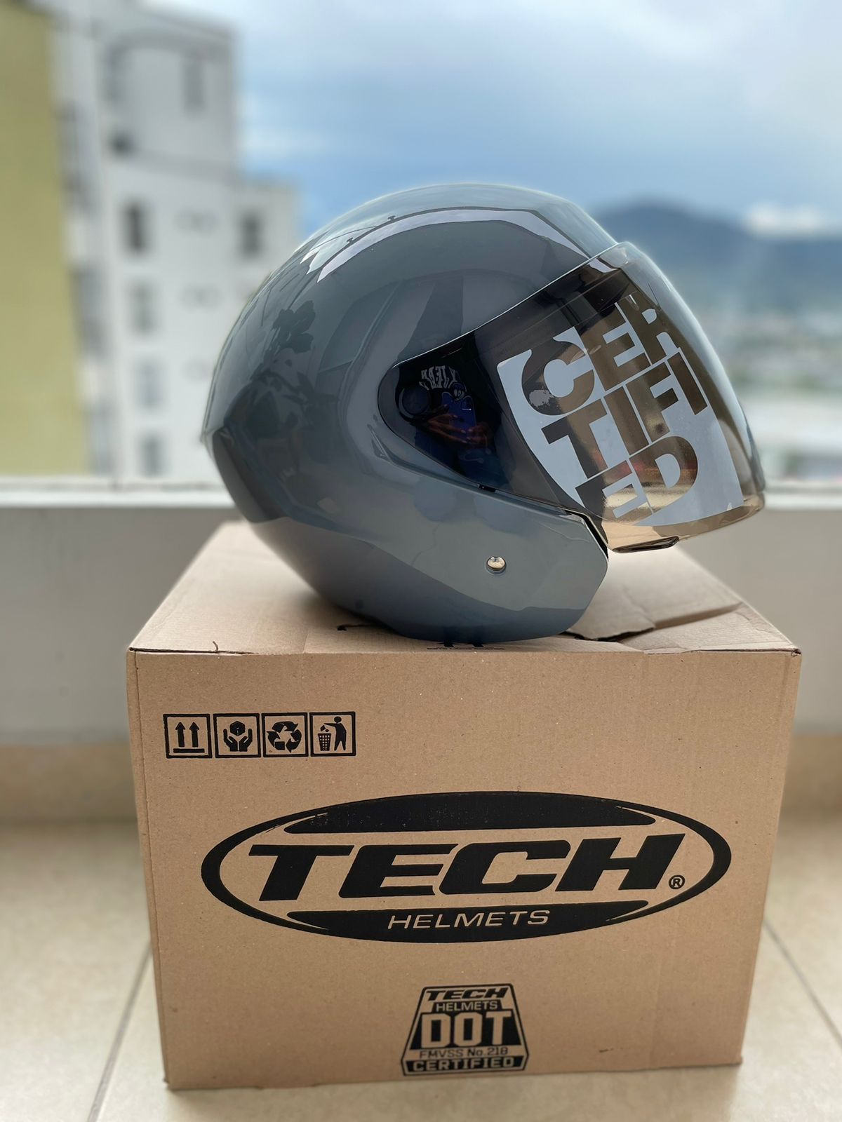 CASCO TECH T10 GRIS VISERA HUMO