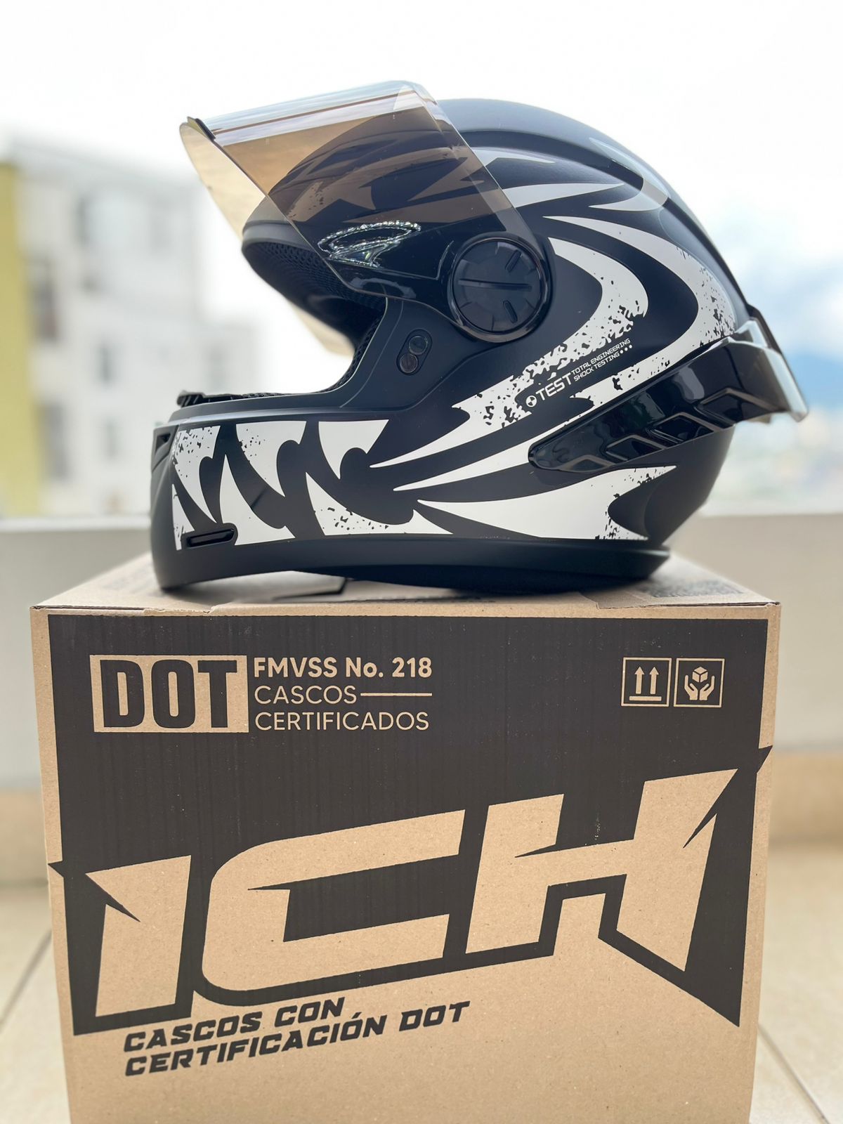 CASCO ICH 501 TRIBAL NEGRO BLANCO VISERA NEGRA