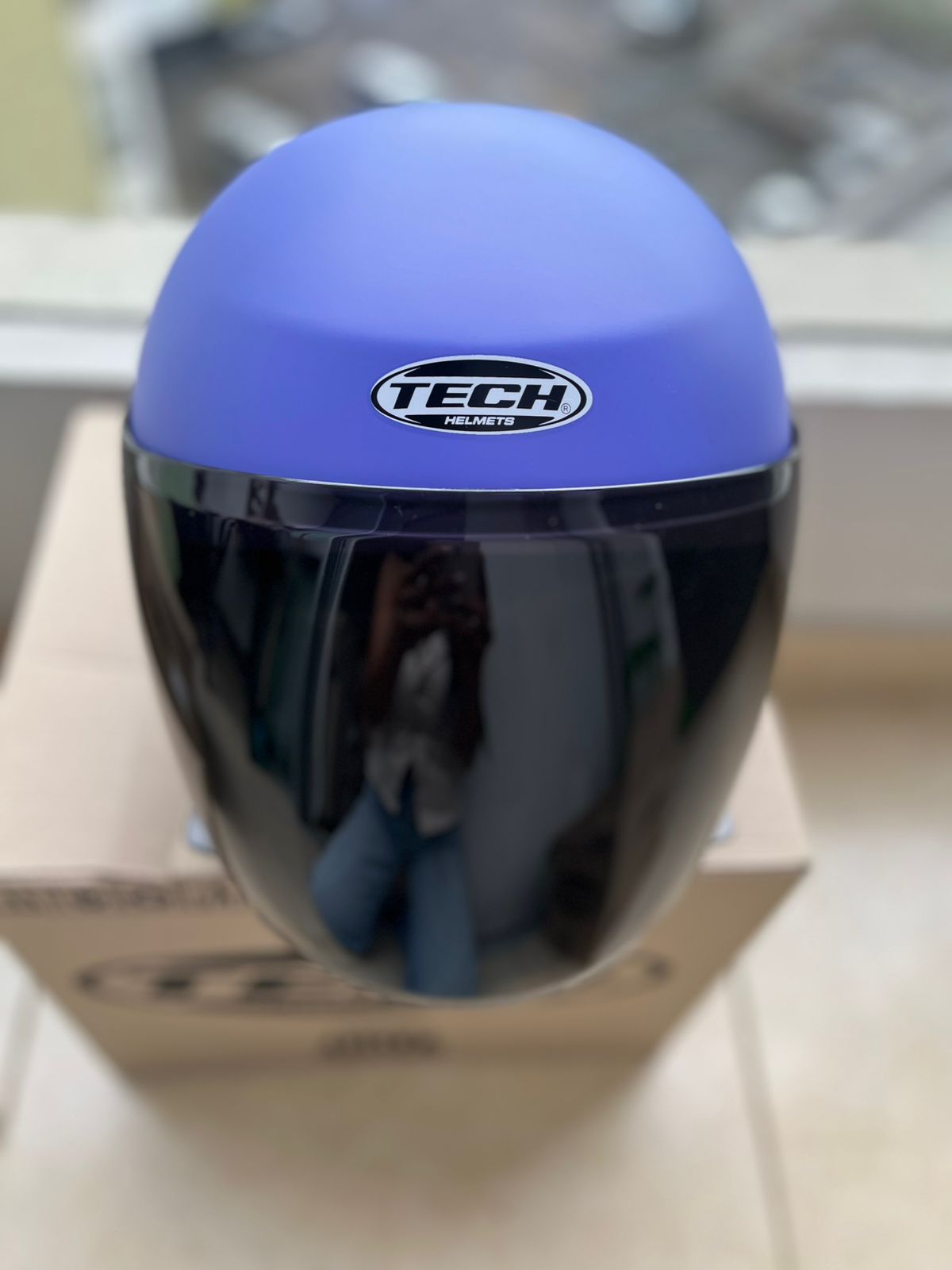 CASCO TECH T10 ABIERTO MORADO VISERA NEGRA