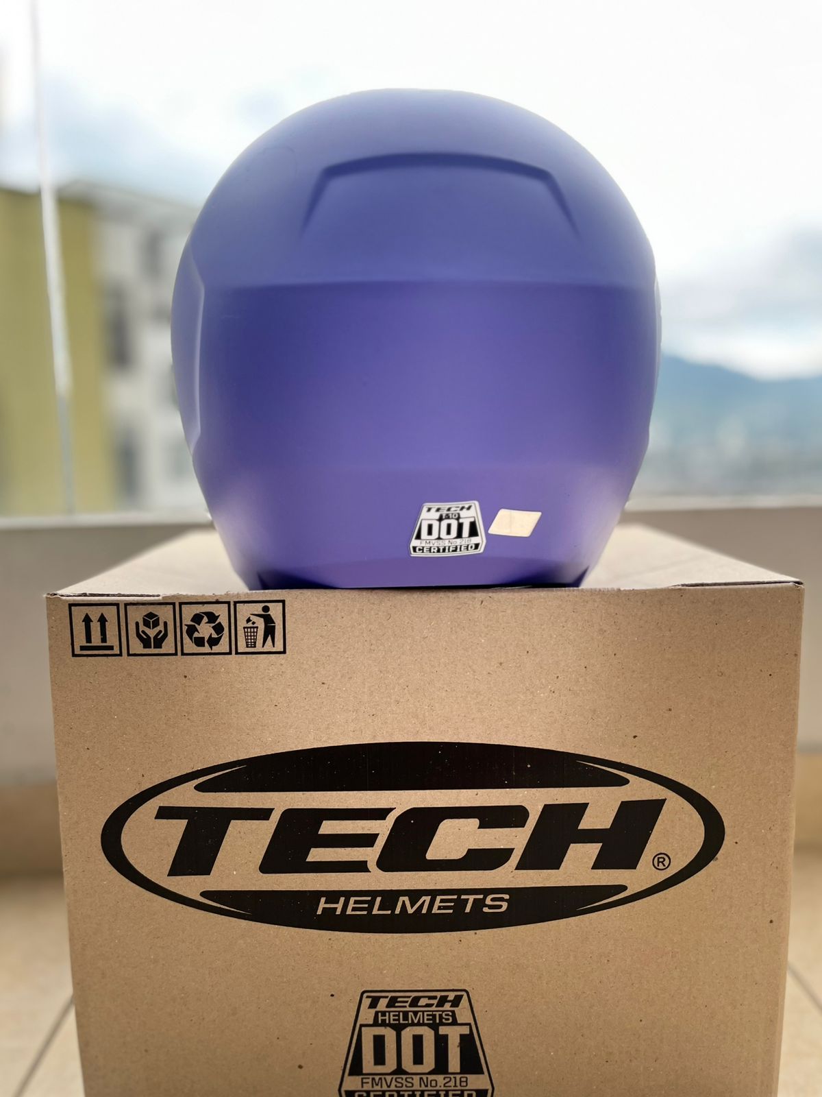 CASCO TECH T10 ABIERTO MORADO VISERA NEGRA