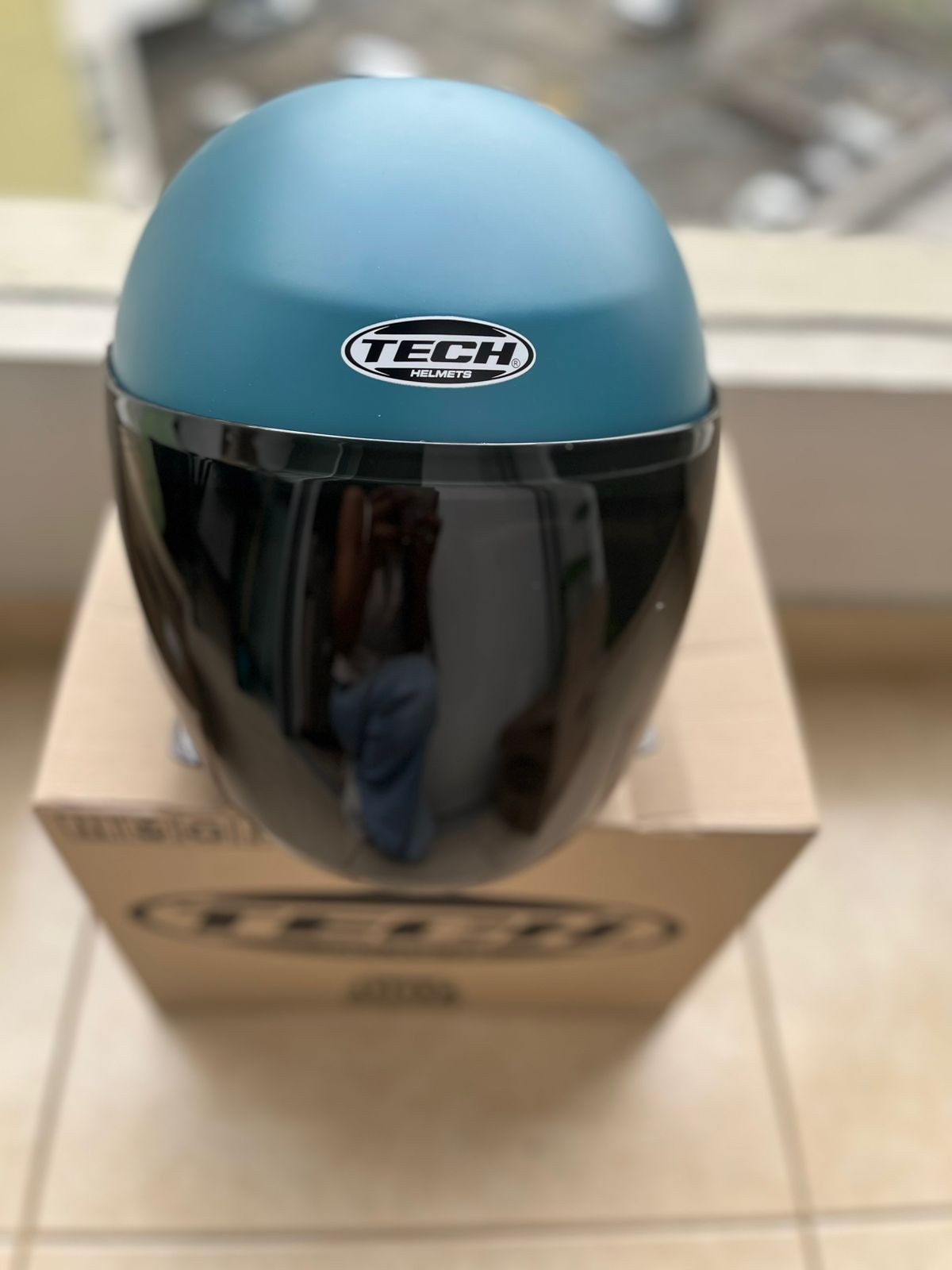 CASCO TECH  T10 ABIERTO AZUL OSCURO VISERA NEGRA