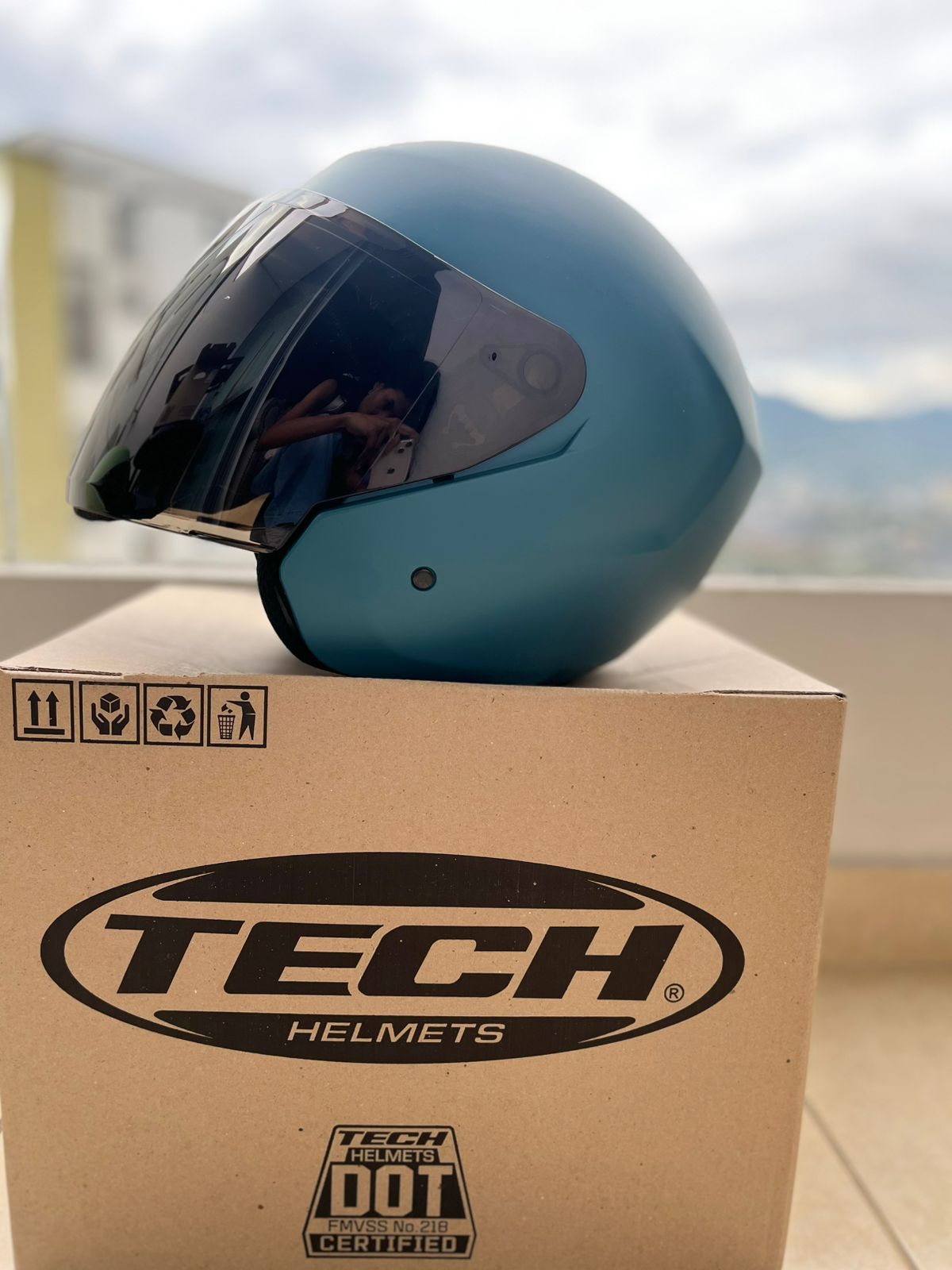 CASCO TECH  T10 ABIERTO AZUL OSCURO VISERA NEGRA