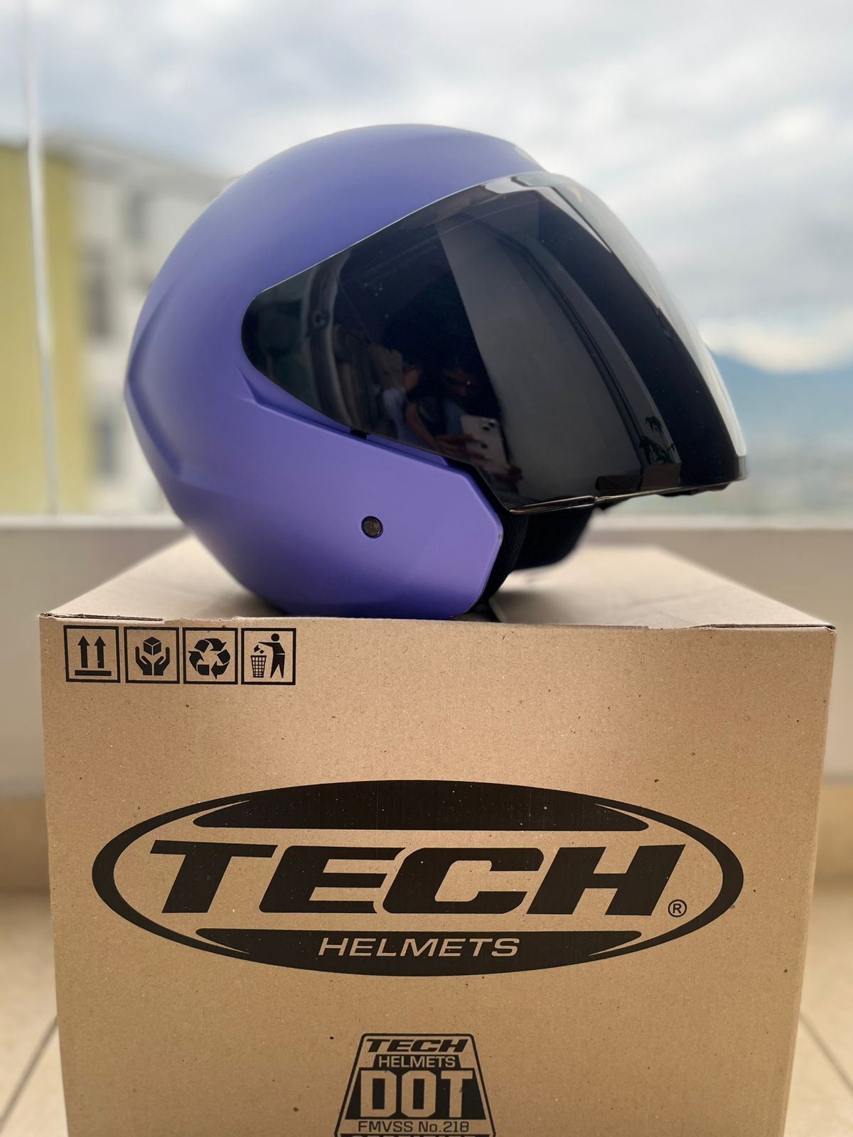 CASCO TECH T10 ABIERTO MORADO VISERA NEGRA